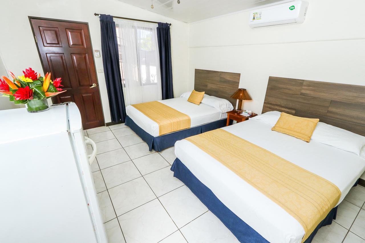 Hotel Flor Blanca Manuel Antonio Buitenkant foto